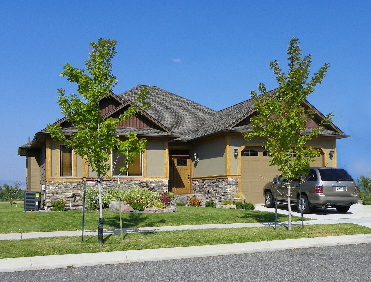real-estate-475875_1280.jpg